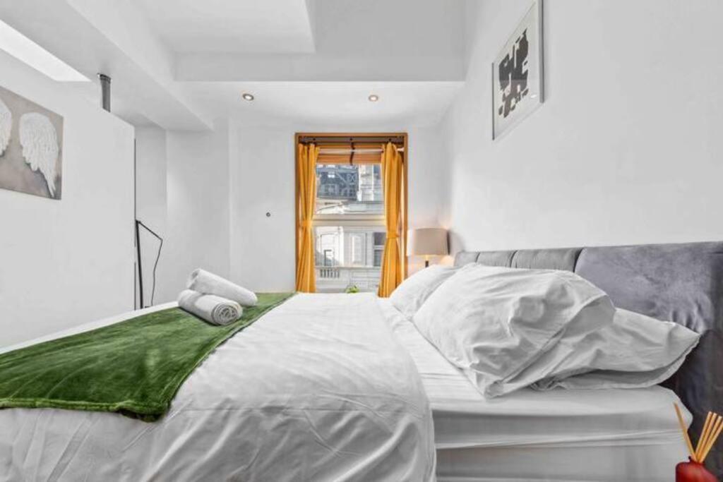 Appartement Luxe Living Near Piccadilly Hy11 à Londres Extérieur photo