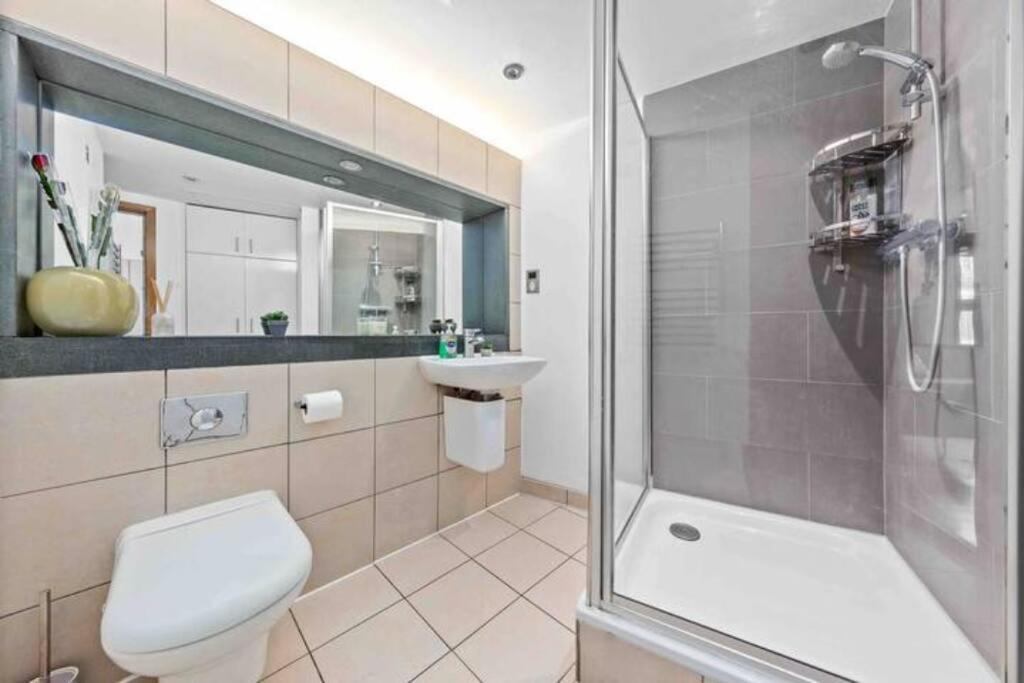 Appartement Luxe Living Near Piccadilly Hy11 à Londres Extérieur photo