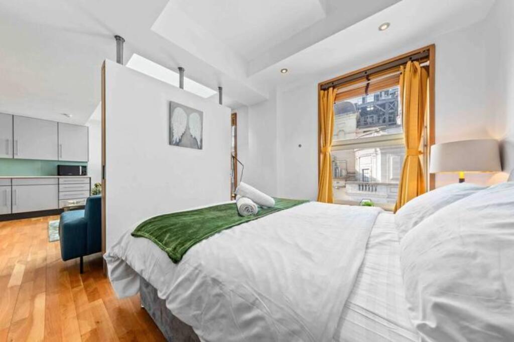 Appartement Luxe Living Near Piccadilly Hy11 à Londres Extérieur photo